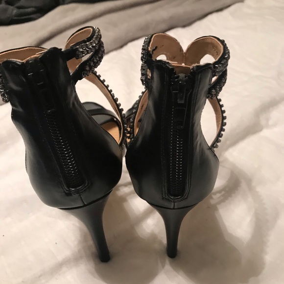 Express heels - Picture 3 of 3